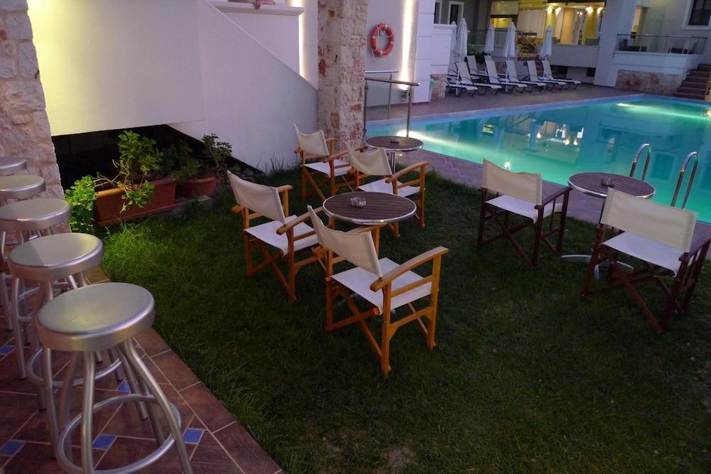 Theros Hotel Tavronitis Exterior foto