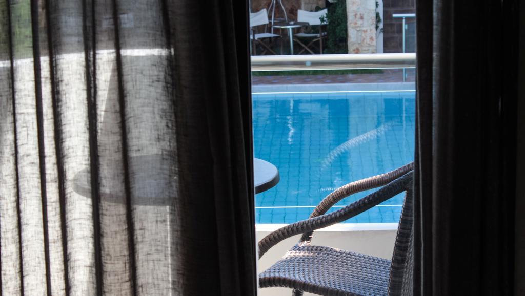 Theros Hotel Tavronitis Exterior foto